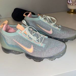 Wmns Air VaporMax  Flyknit 'Light Dew'